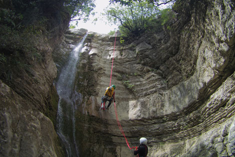 Canyoning Hotel Taxiarches Aristi